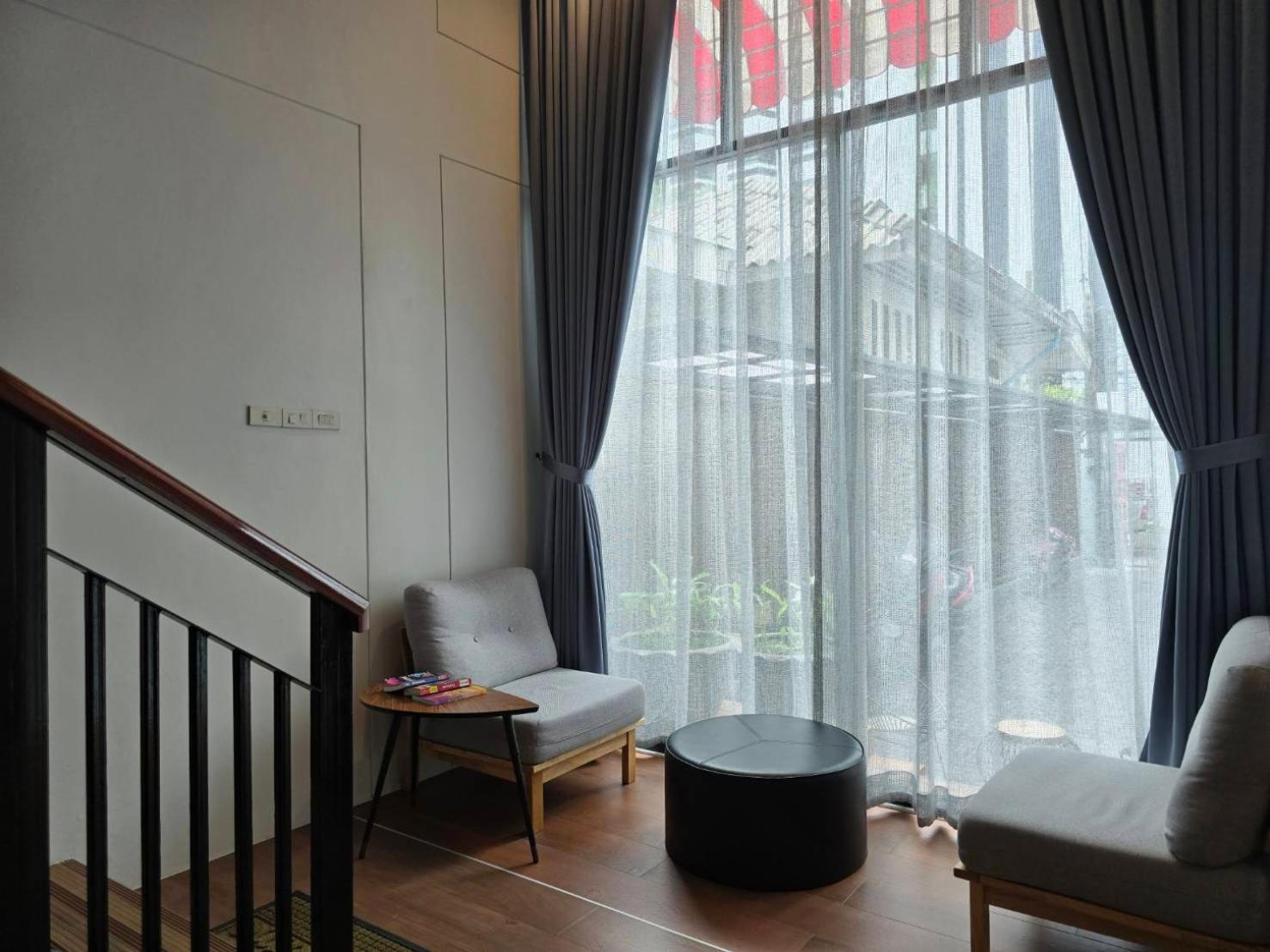 Red Door Samsen Hotel, Bangkok Exterior foto